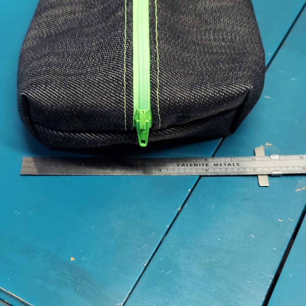 Denim pouch - Picture 2 of 4